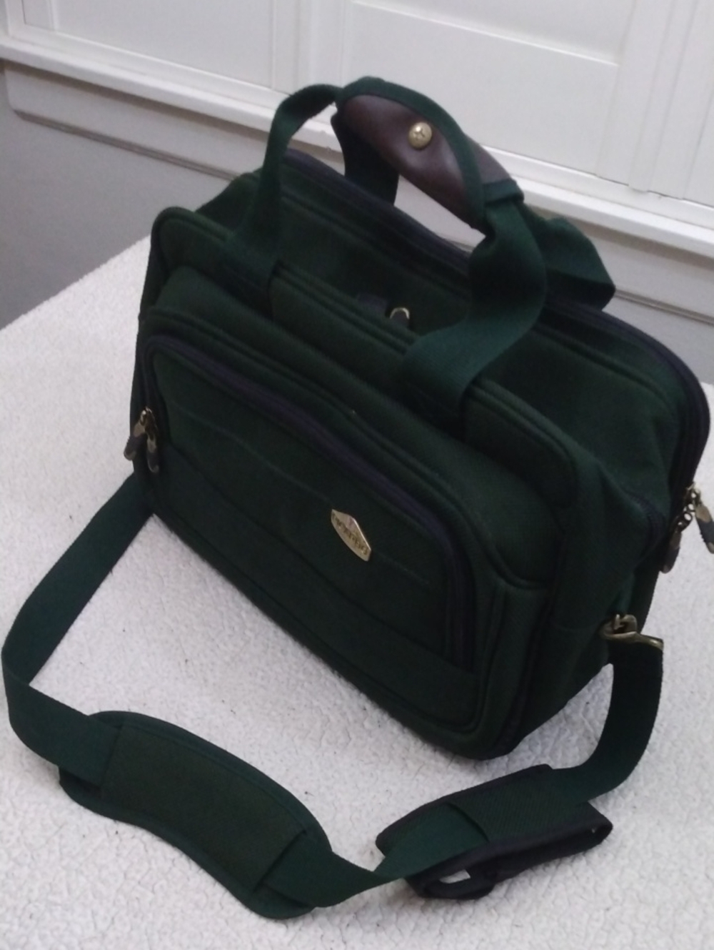 Ricardo Beverly Hills Forest Green Carry On/Duffel/Travel Bag